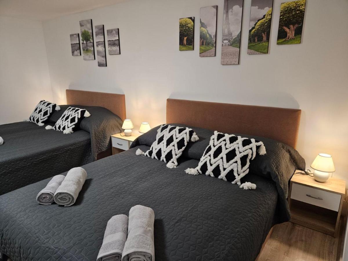 Holiness Apartmanok Szeged Eksteriør bilde