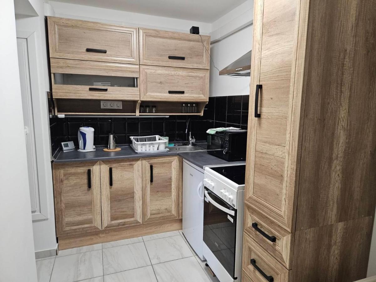 Holiness Apartmanok Szeged Eksteriør bilde